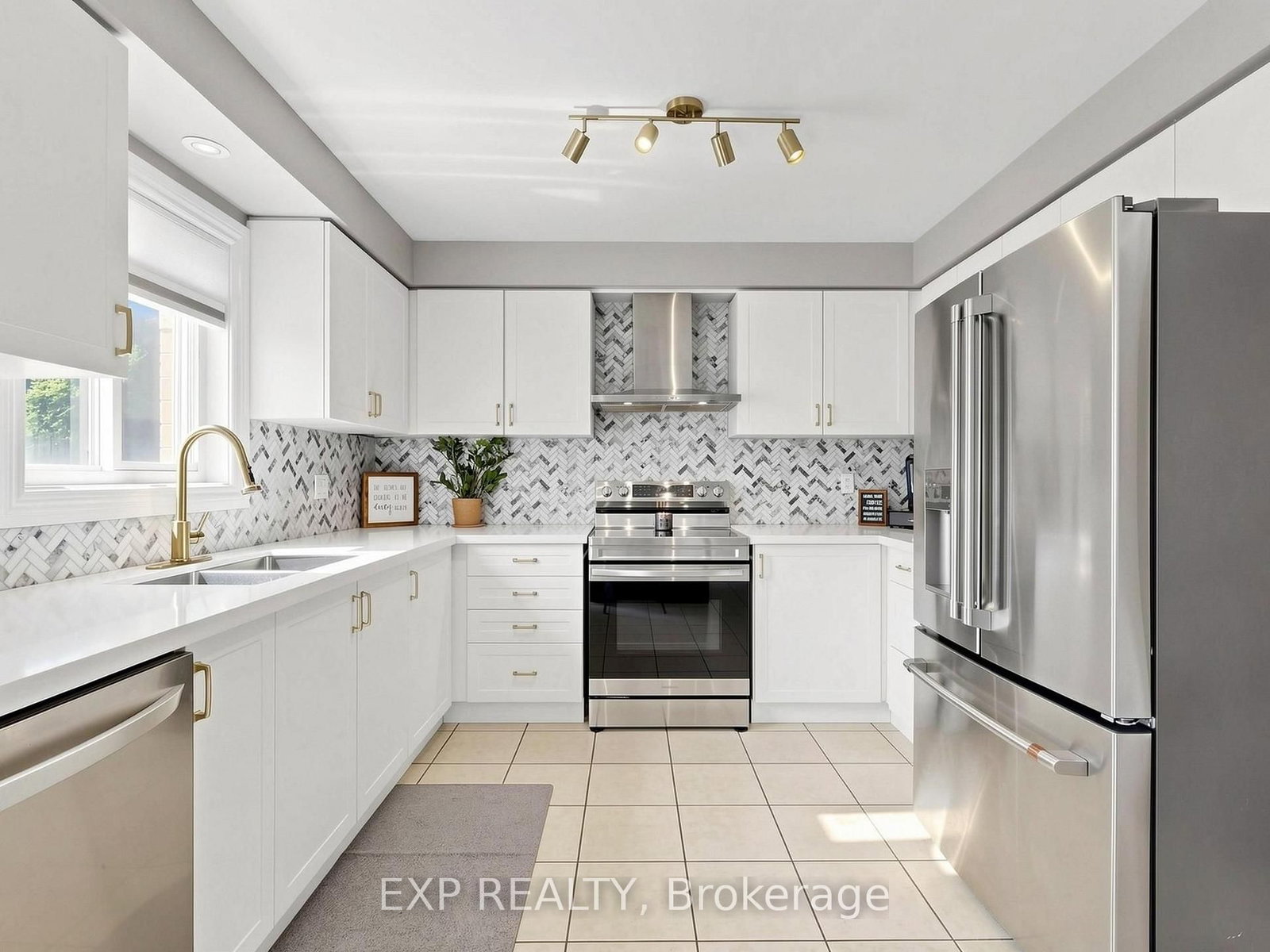 9 Carness Crescent • Georgina, ON photo 17