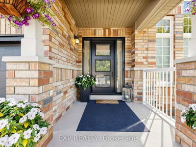 9 Carness Crescent • Georgina, ON photo 4