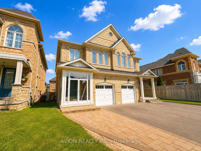 124 Wilfred Murison Avenue