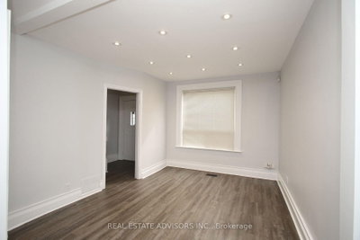 7924 Kipling Avenue • Vaughan, ON photo 8