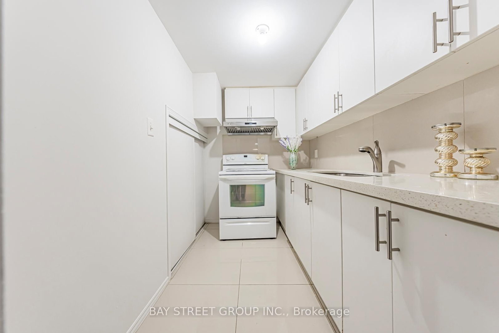 4 Sir Brandiles Place • Markham, ON photo 36