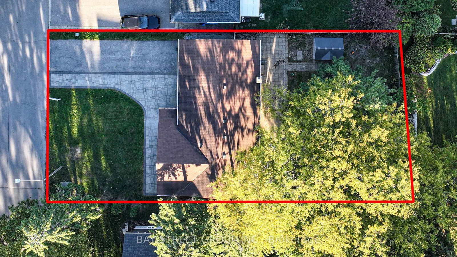 4 Sir Brandiles Place • Markham, ON photo 42