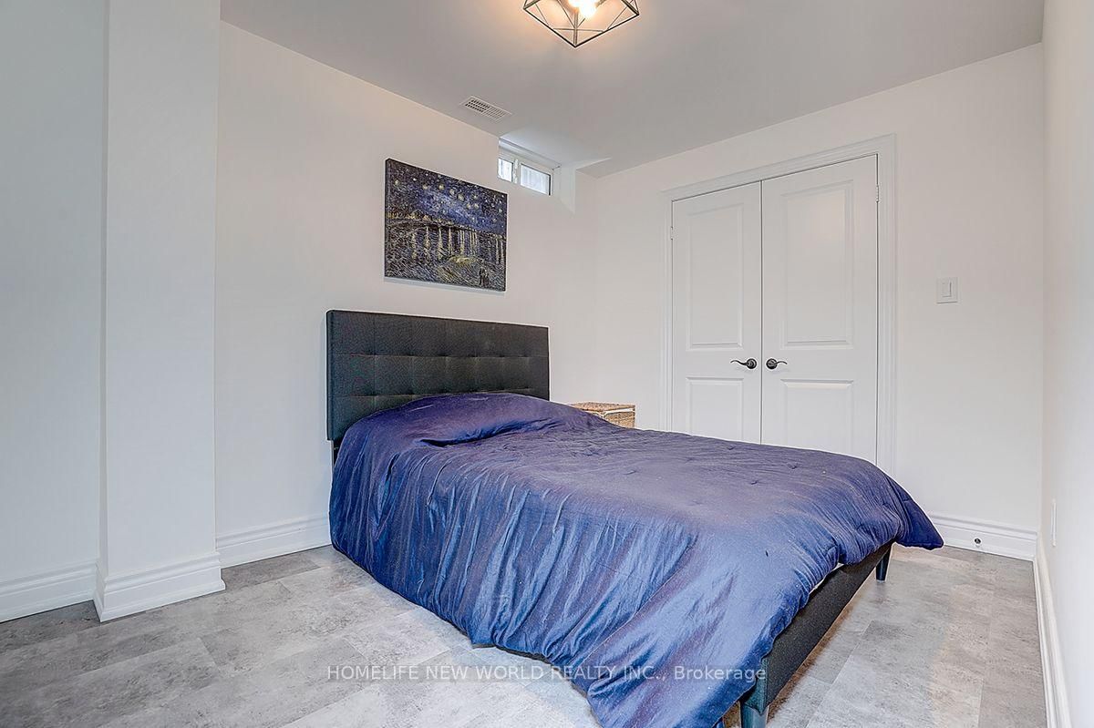 39 James Parrott Avenue • Markham, ON photo 30