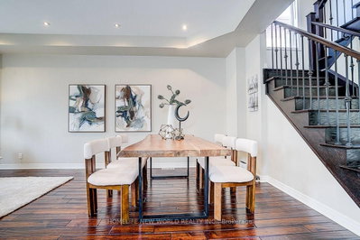 39 James Parrott Avenue • Markham, ON photo 5
