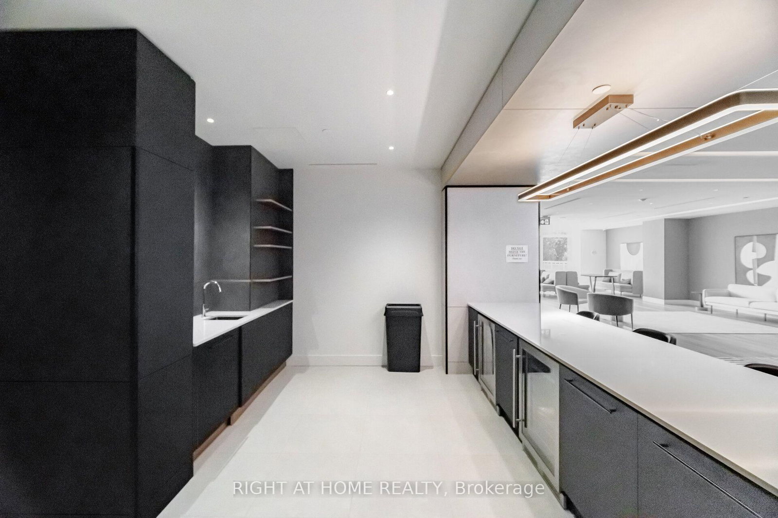 50 Upper MAll Way • #226 • Vaughan, ON photo 34
