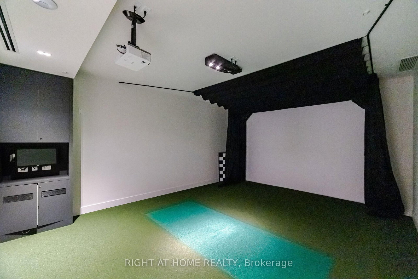 50 Upper MAll Way, Unit 226 - Photo 39
