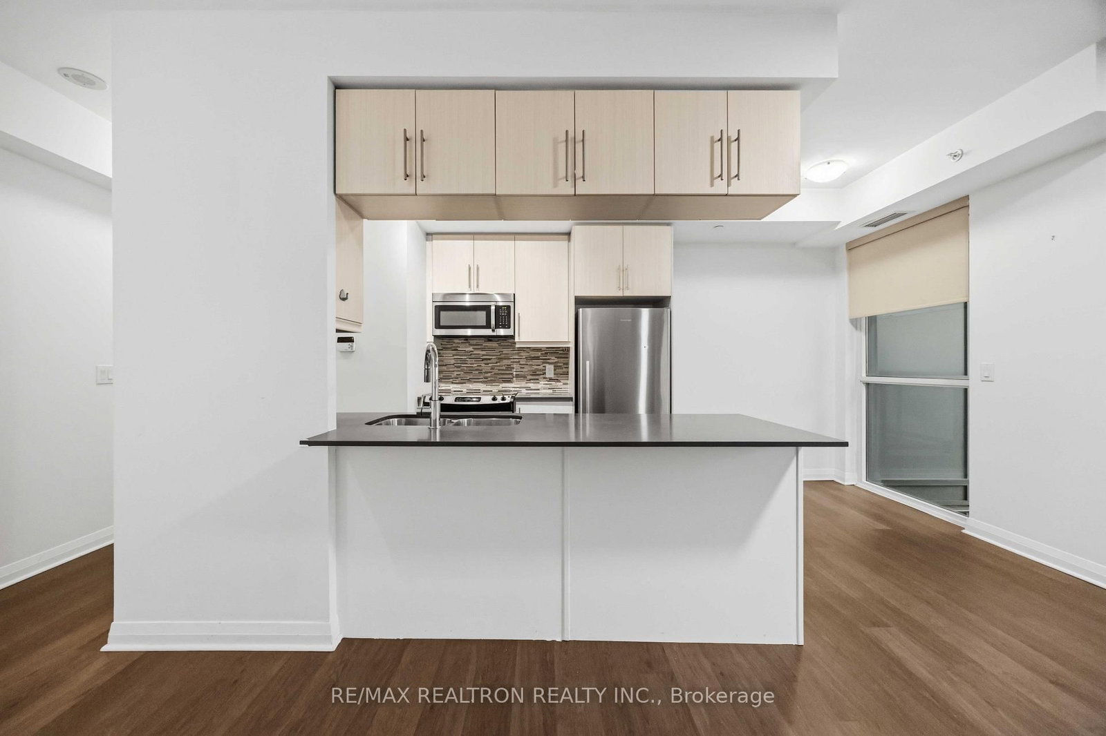55 Oneida Crescent • #1904 • Richmond Hill, ON photo 16