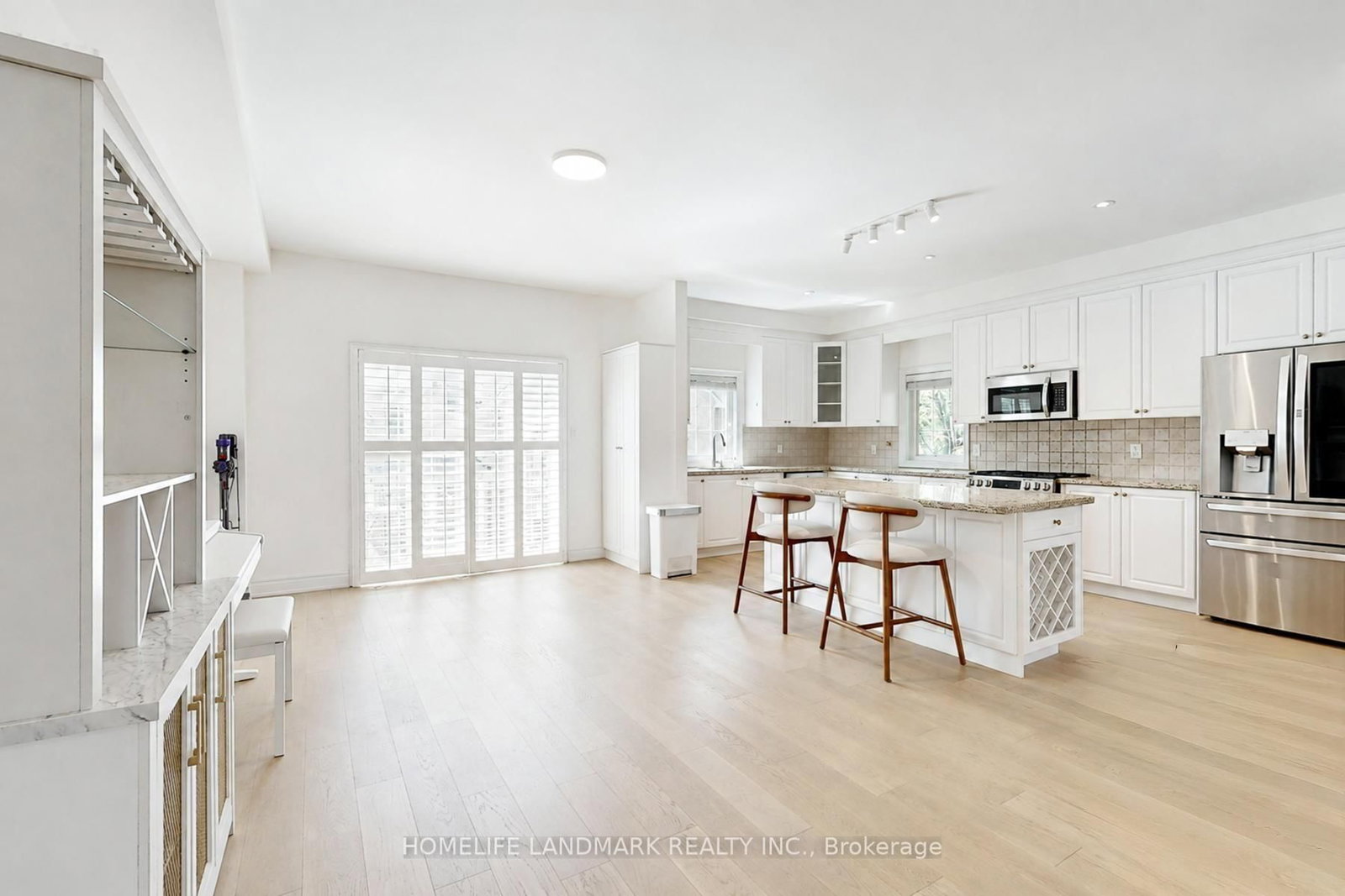8900 Bathurst Street • #27 • Vaughan, ON photo 12