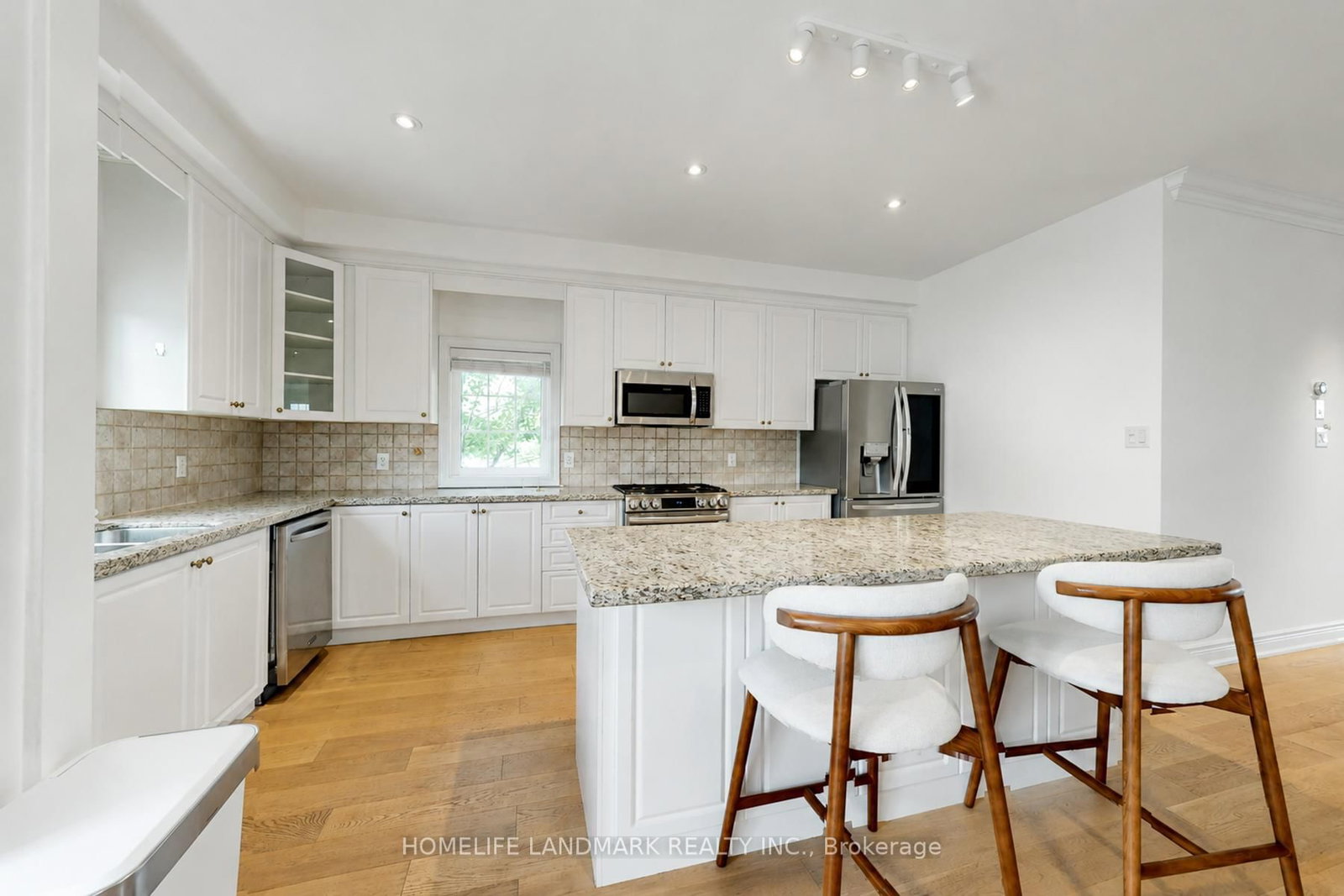 8900 Bathurst Street • #27 • Vaughan, ON photo 13