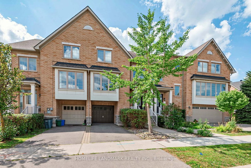 27 - 8900 Bathurst Street