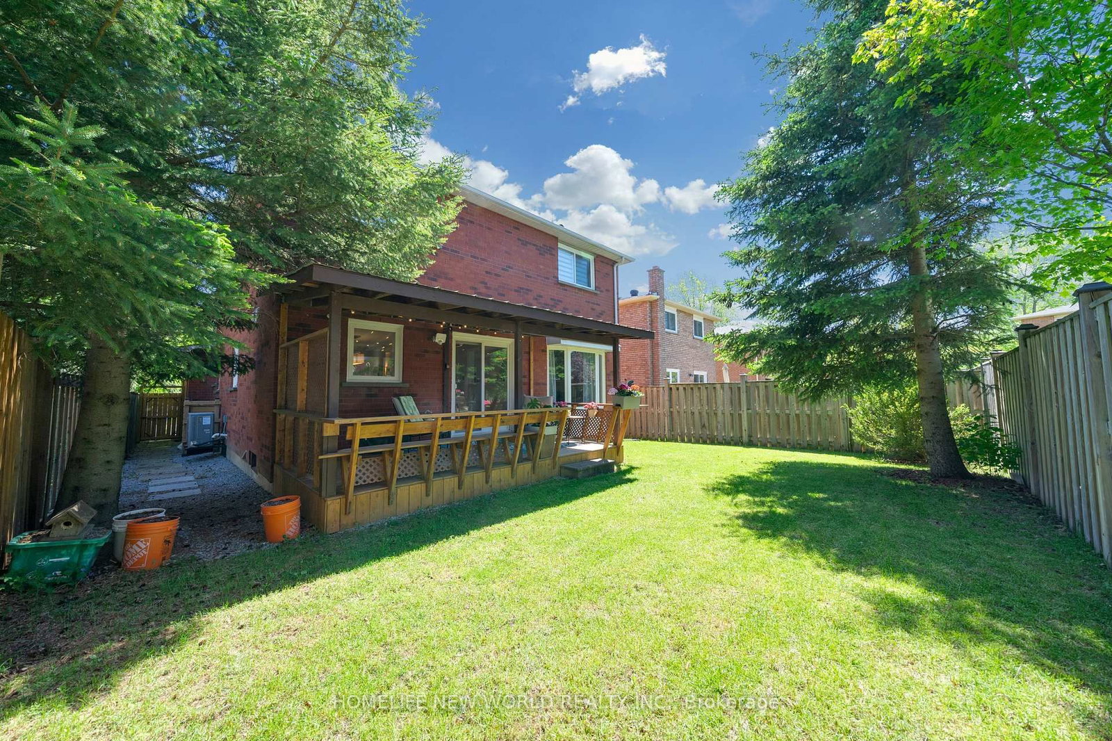 351 Millard Street • Whitchurch-Stouffville, ON photo 36