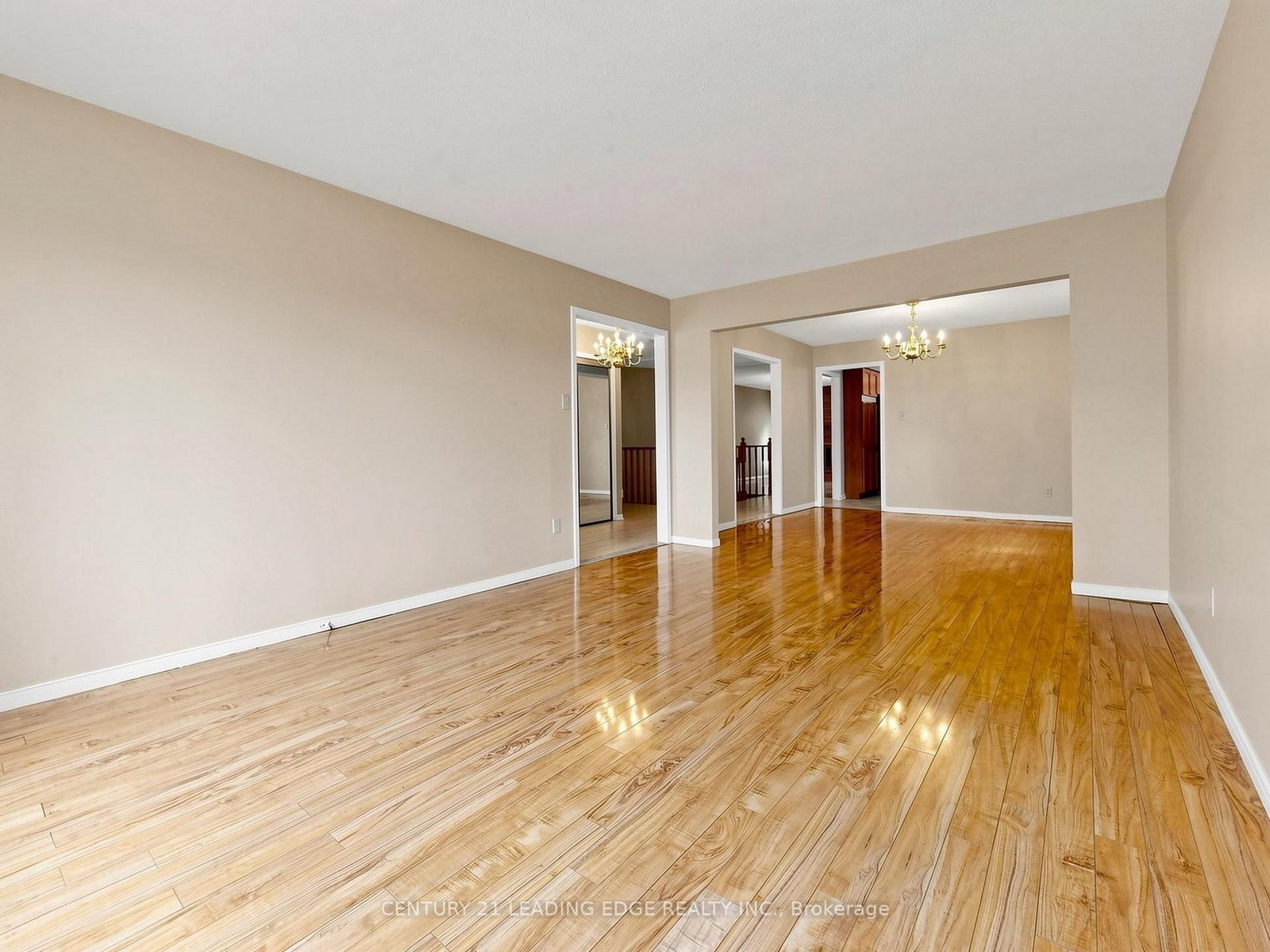9 COATES Crescent • Richmond Hill, ON photo 10