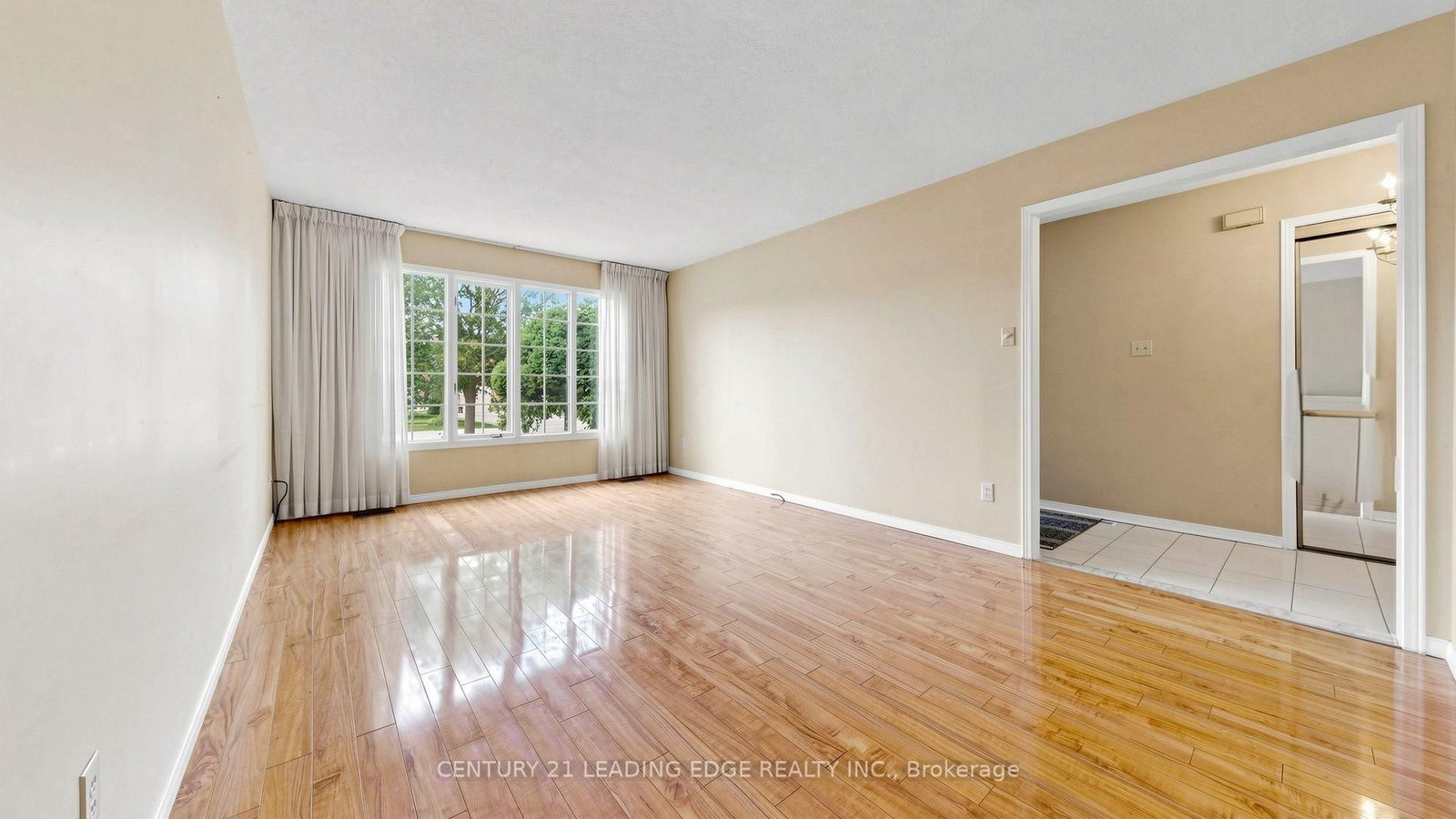 9 COATES Crescent • Richmond Hill, ON photo 11