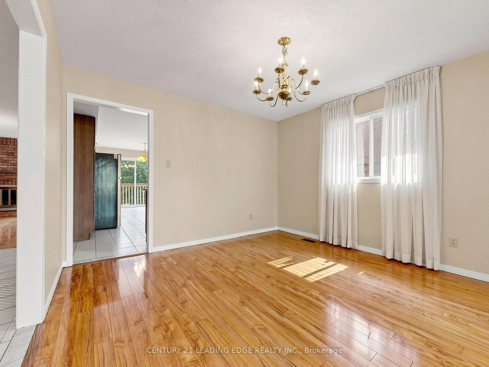 9 COATES Crescent • Richmond Hill, ON photo 13
