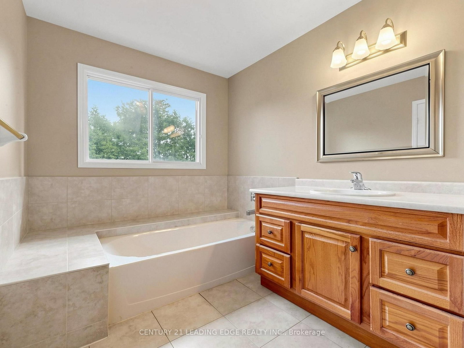 9 COATES Crescent • Richmond Hill, ON photo 48