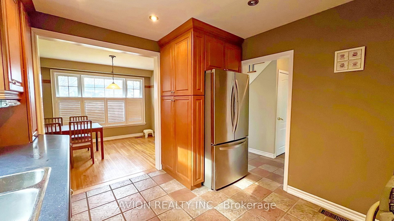 83 Lincoln Green Dr, Markham, view 12