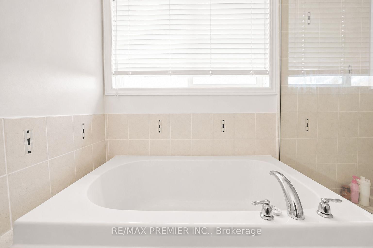 113 McGahey Street • New Tecumseth, ON photo 29