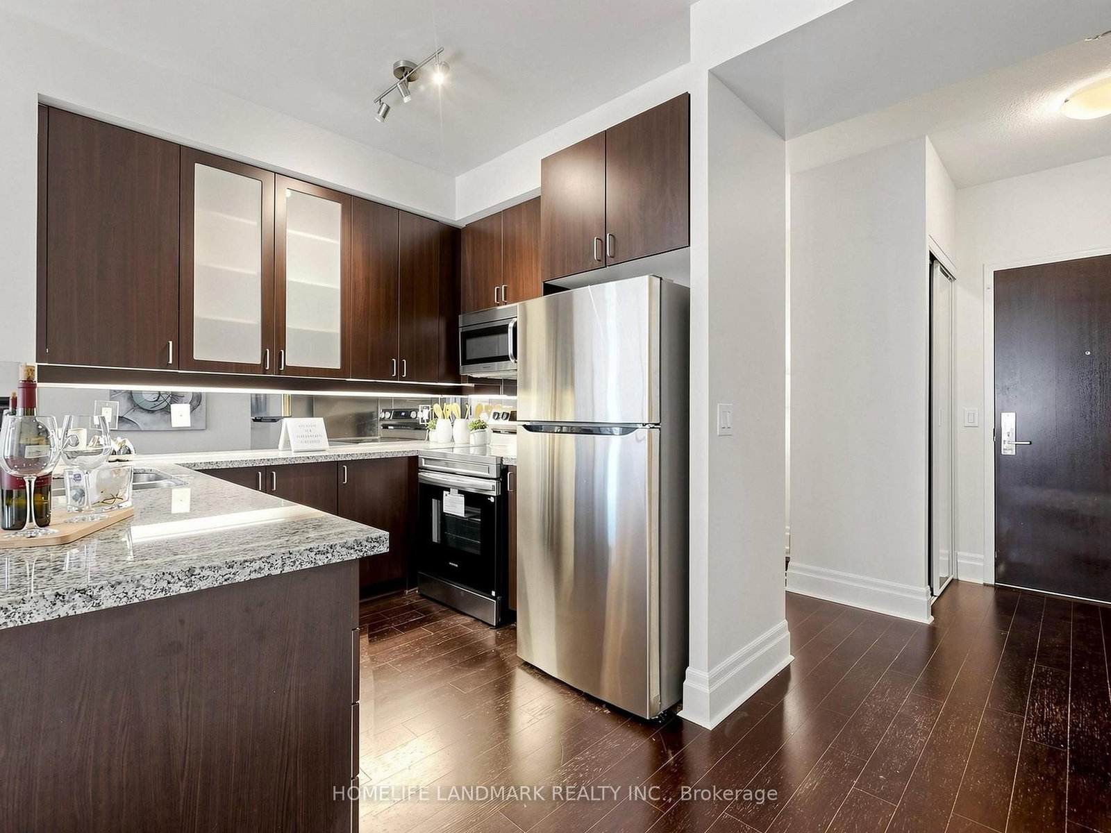 131 Upper Duke Crescent • #513 • Markham, ON photo 11