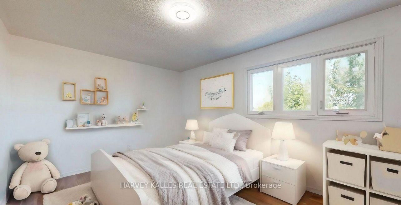 Upper-71 Olivewood Dr, Markham, view 11