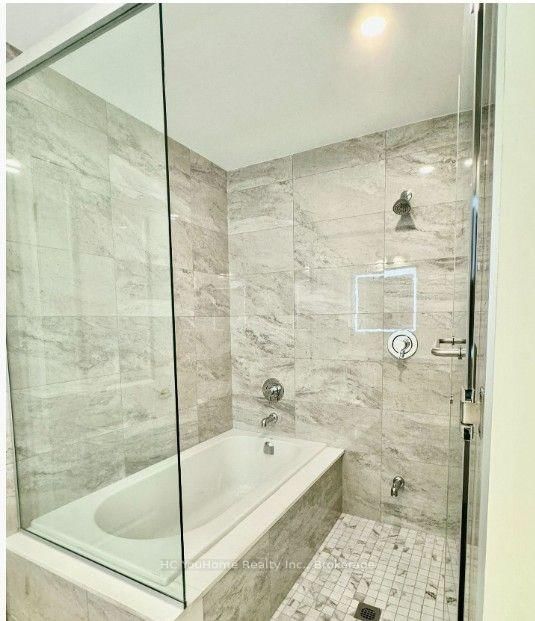 81 Clippers Crescent