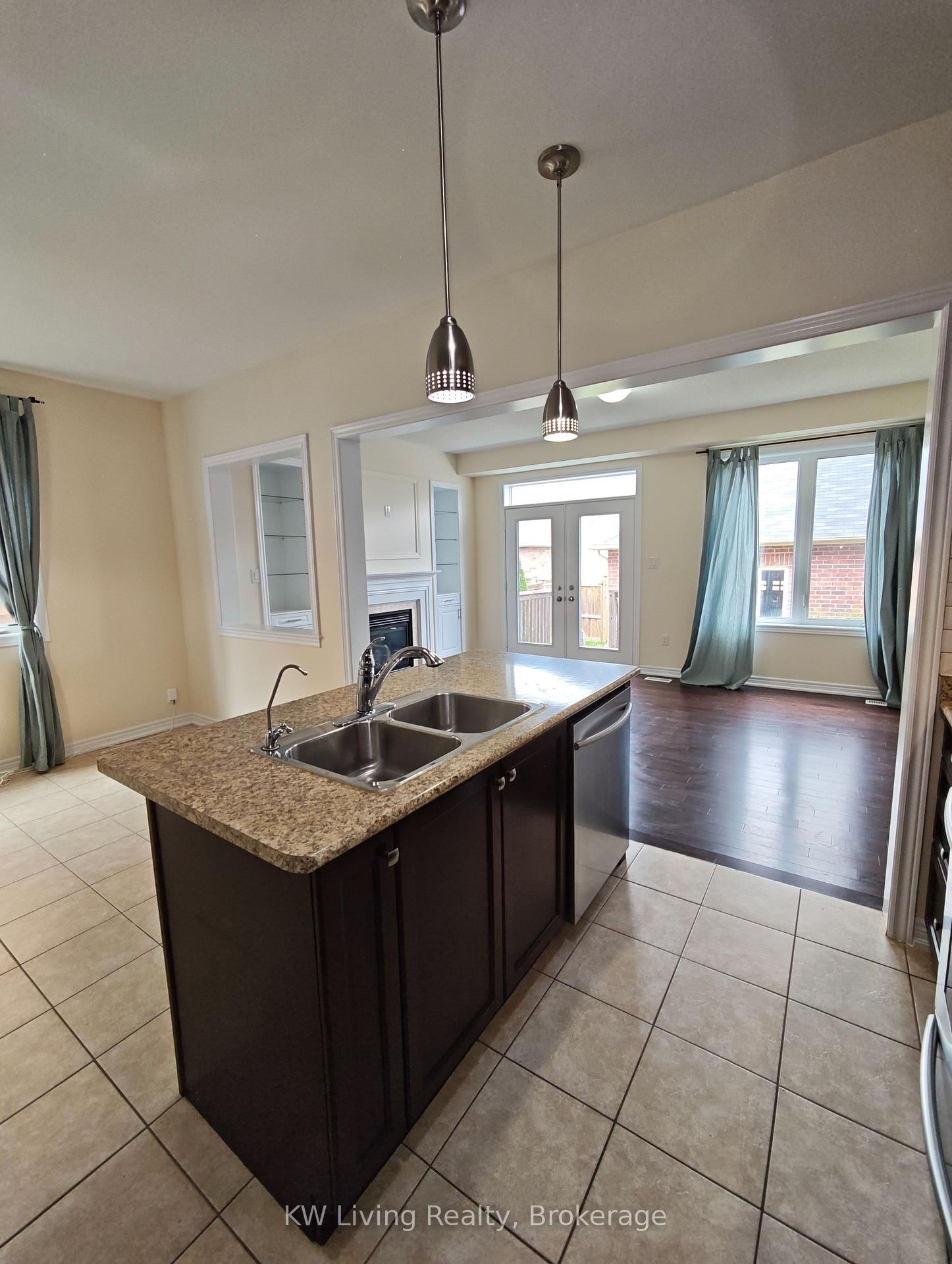 109 Cornwall Drive • Markham, ON photo 8
