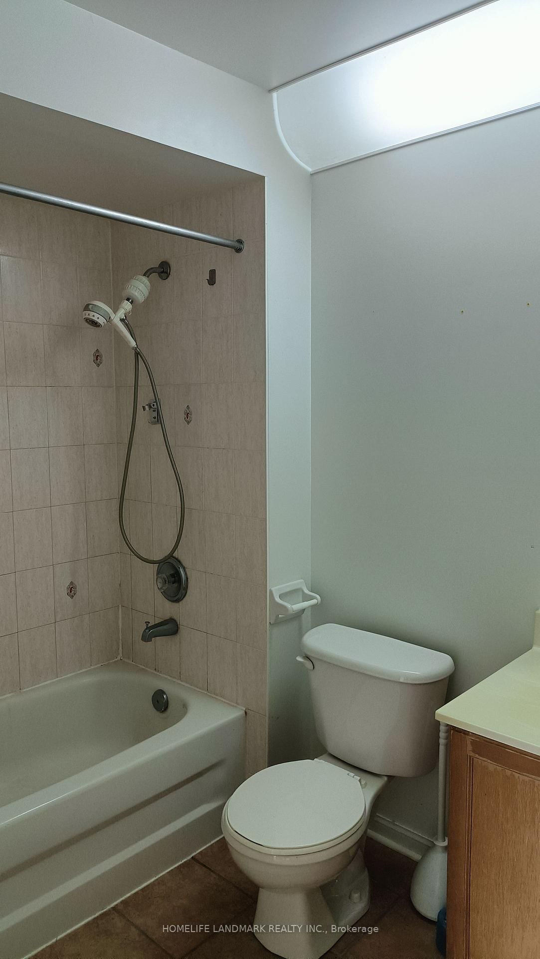 13A-18 St. Moritz Way, Markham, view 28