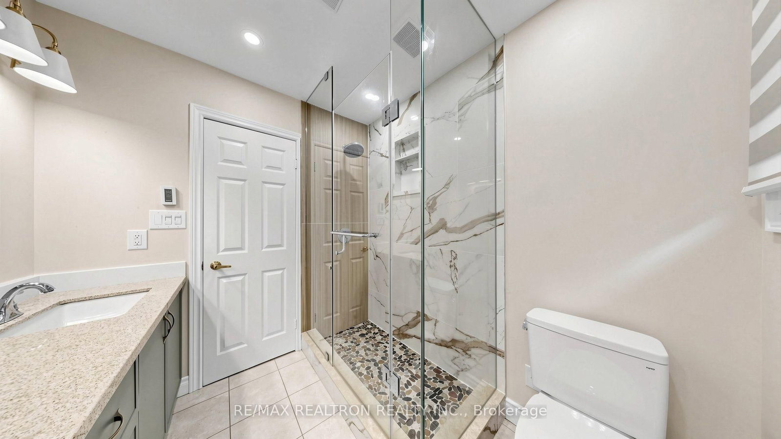 21 Greentree Road • Markham, ON photo 36