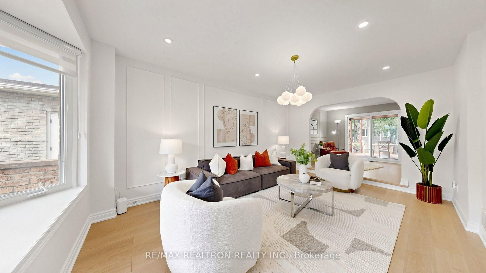 21 Greentree Road • Markham, ON photo 8