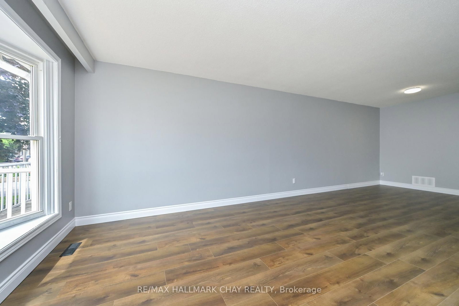 186 Beattie Avenue • New Tecumseth, ON photo 10