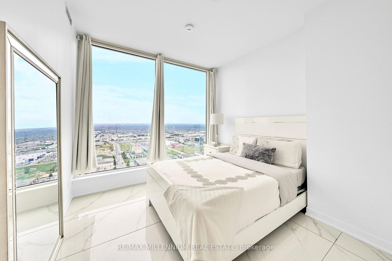 898 Portage Parkway • #4109 • Vaughan, ON photo 26