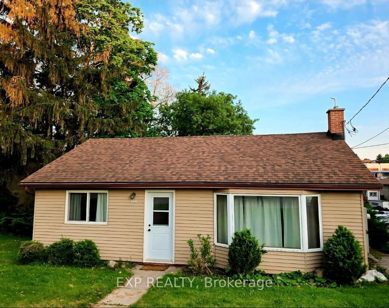166 John Street W