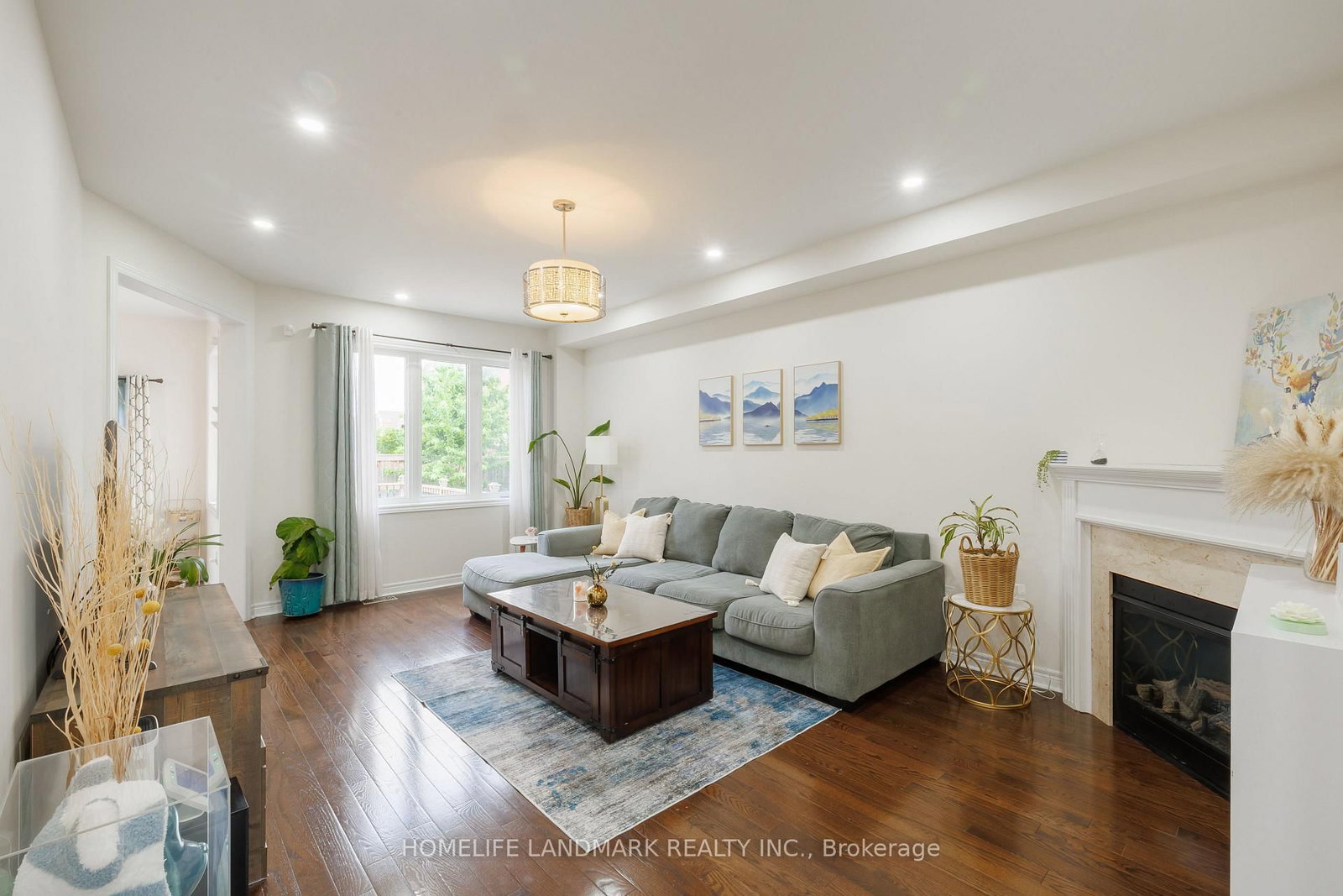 59 Nature Way Crescent • Newmarket, ON photo 9