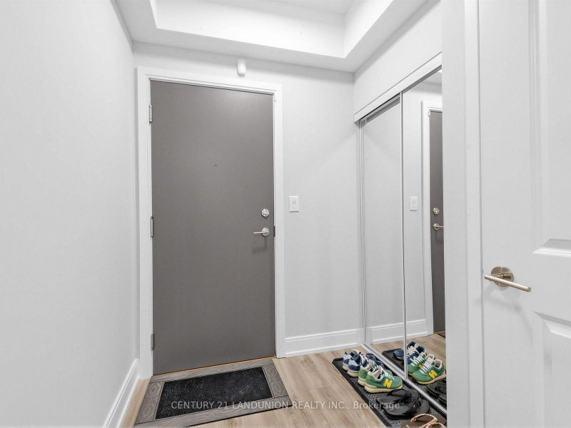 311B - 9600 Yonge Street