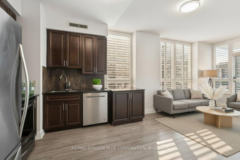 1108 - 20 North Park Road