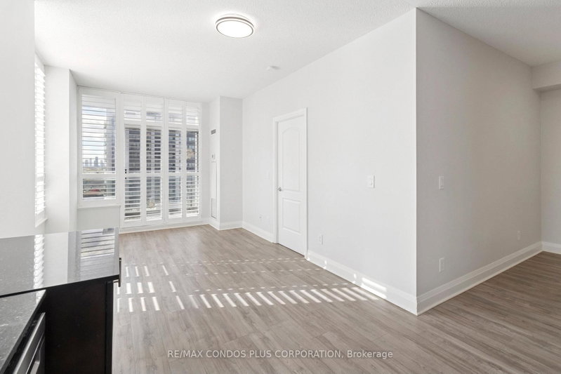 1108 - 20 North Park Road