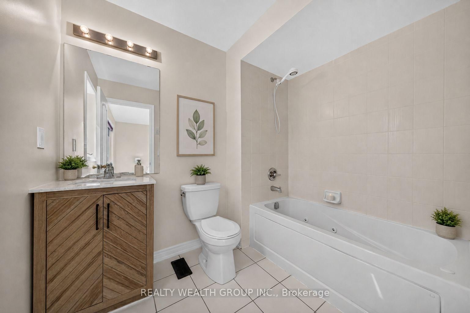 35 Matthewson Avenue • Bradford West Gwillimbury, ON photo 13