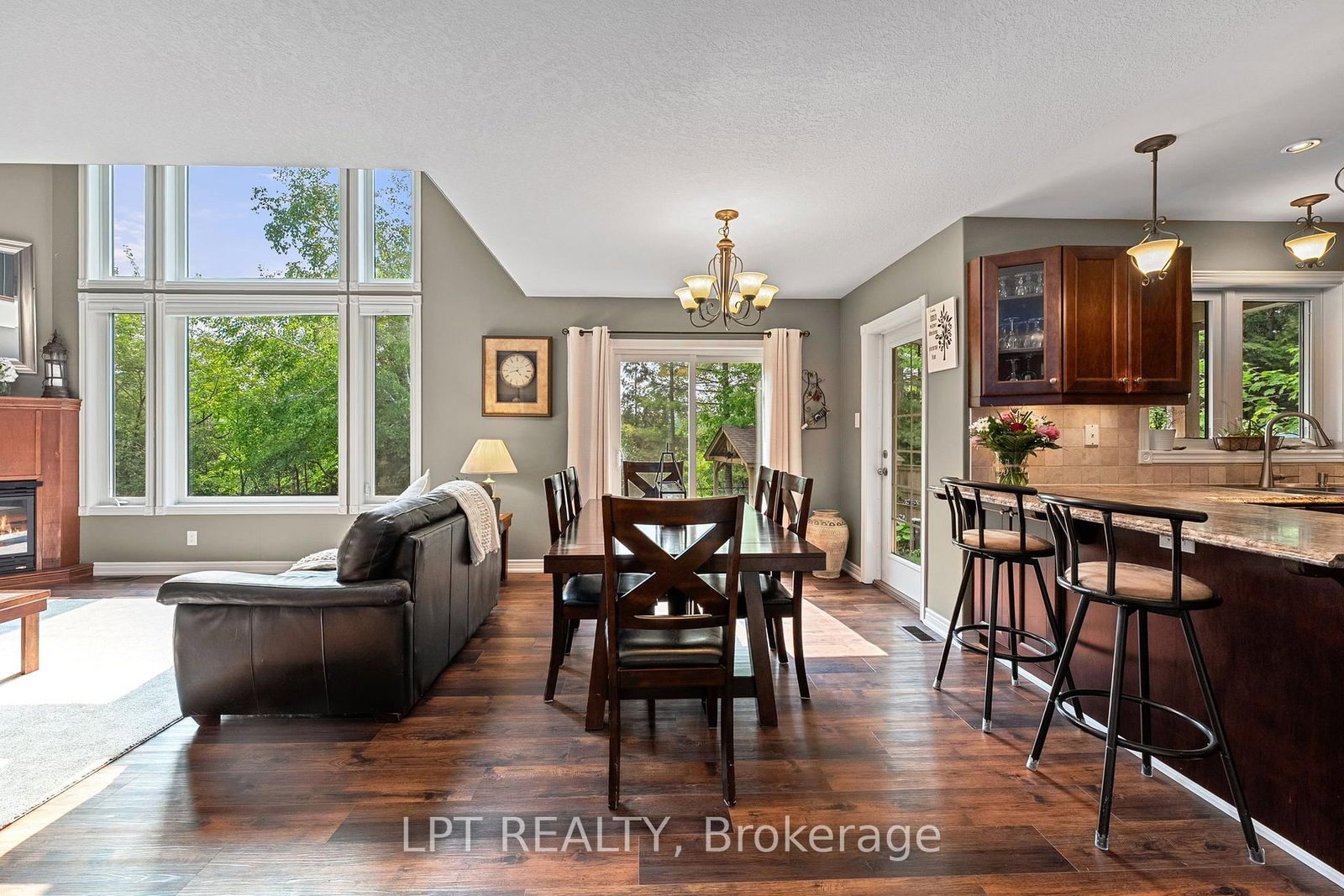 2 Birch Knoll Road • Georgina, ON photo 10