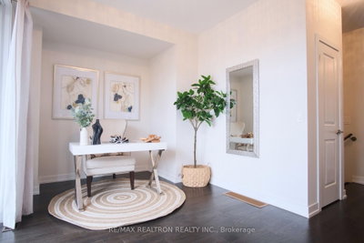 7 Glenngarry Crescent • Vaughan, ON photo 8