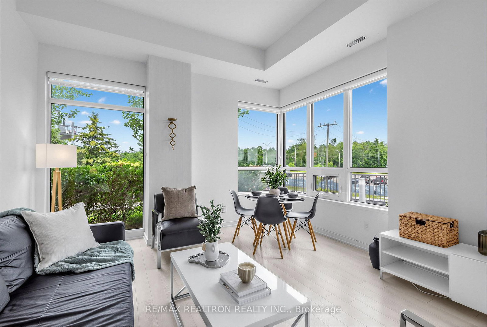 233 Broward Way • #8 • Innisfil, ON photo 9
