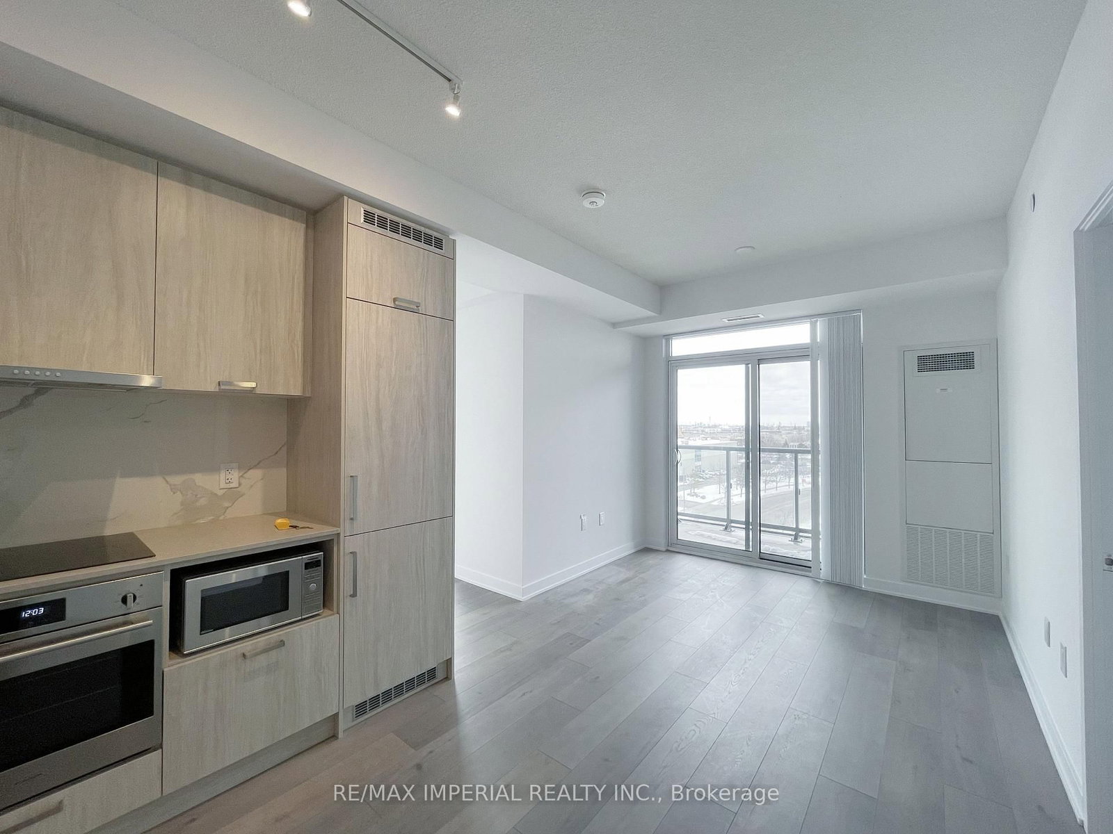 616-38 Honeycrisp Cres, Vaughan, view 17
