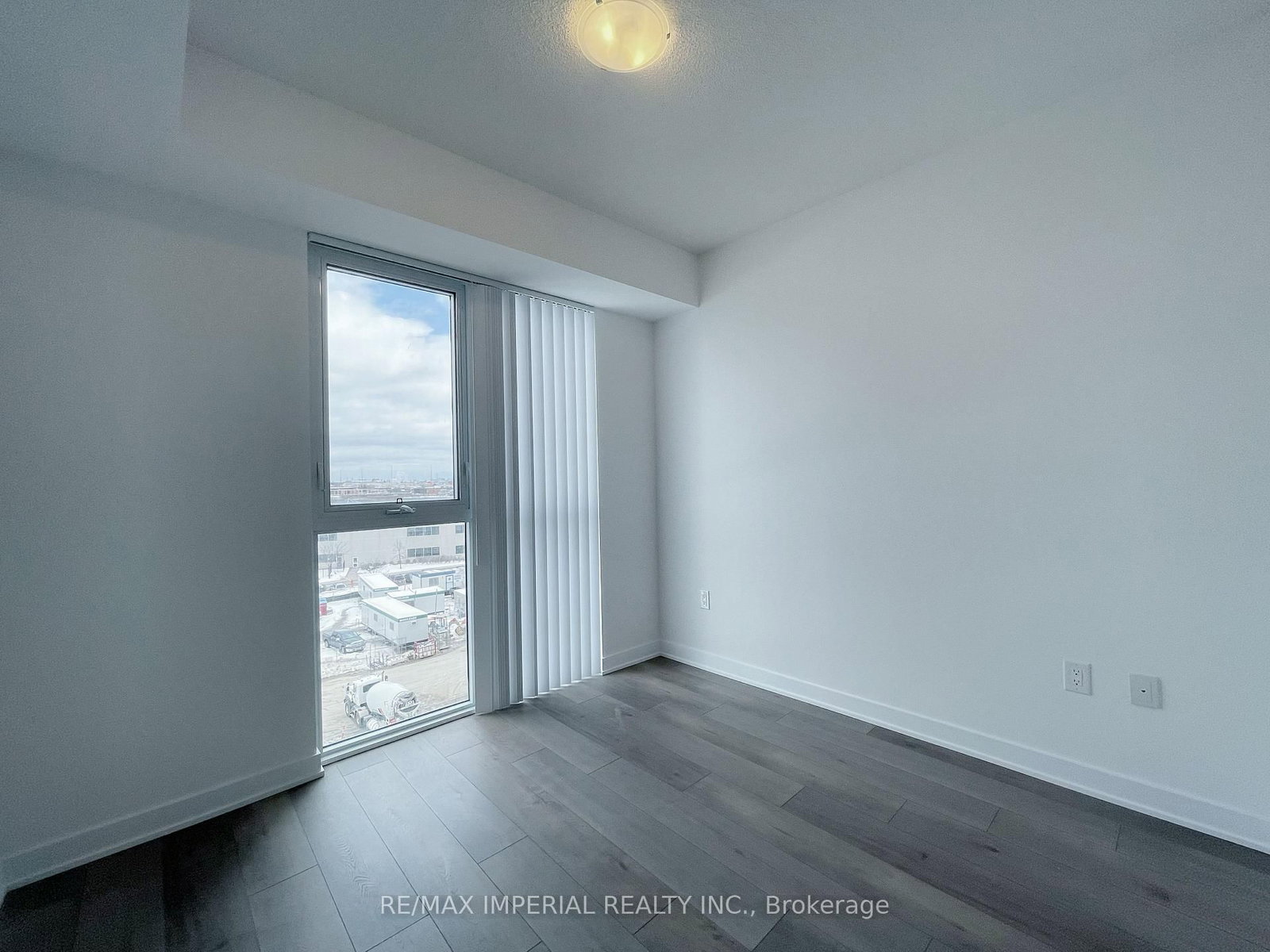 616-38 Honeycrisp Cres, Vaughan, view 9