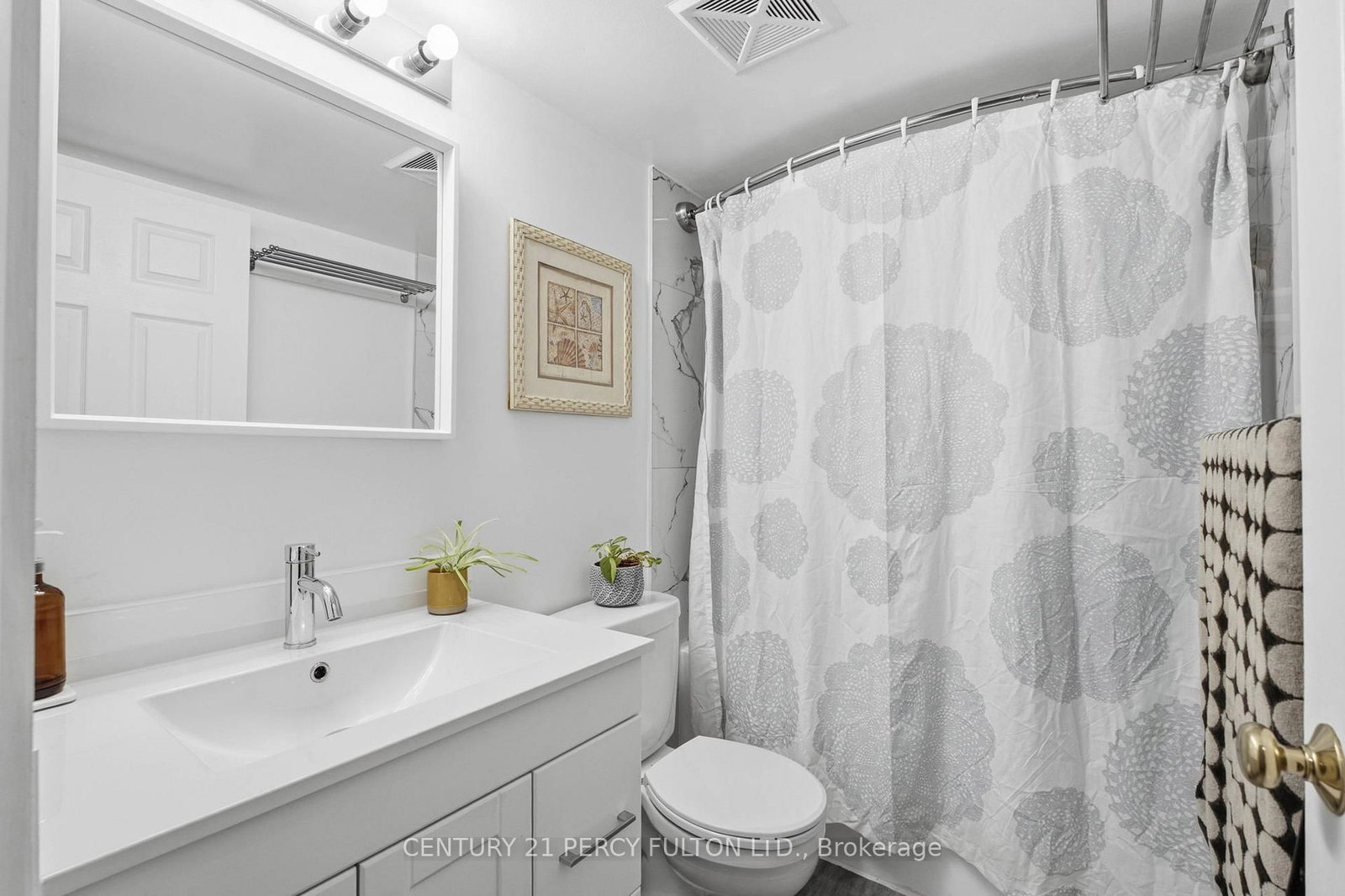 309 Major Mackenzie Avenue • #611 • Richmond Hill, ON photo 22