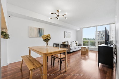 309 Major Mackenzie Avenue • #611 • Richmond Hill, ON photo 4