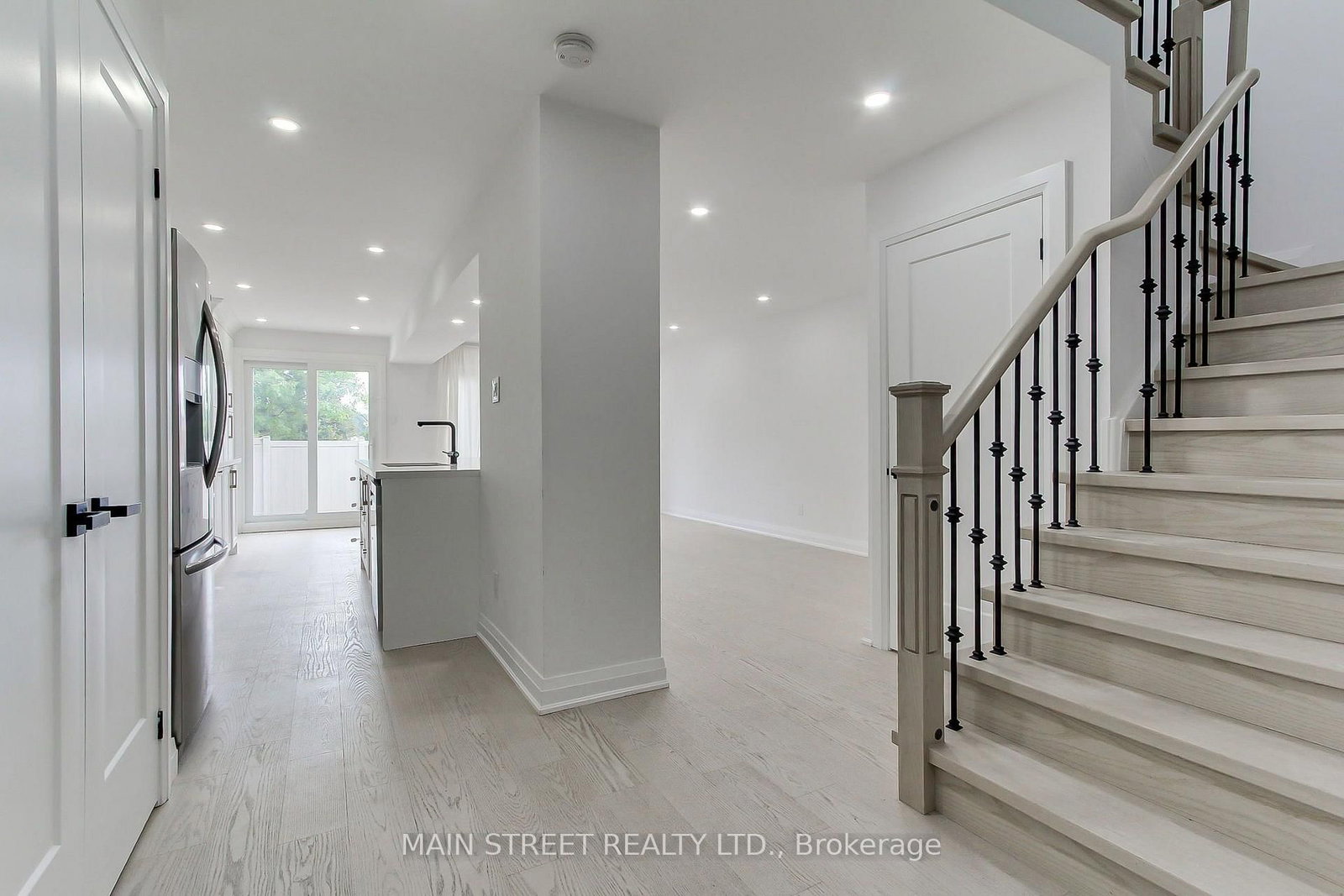 72 Alameda Circle • Vaughan, ON photo 6