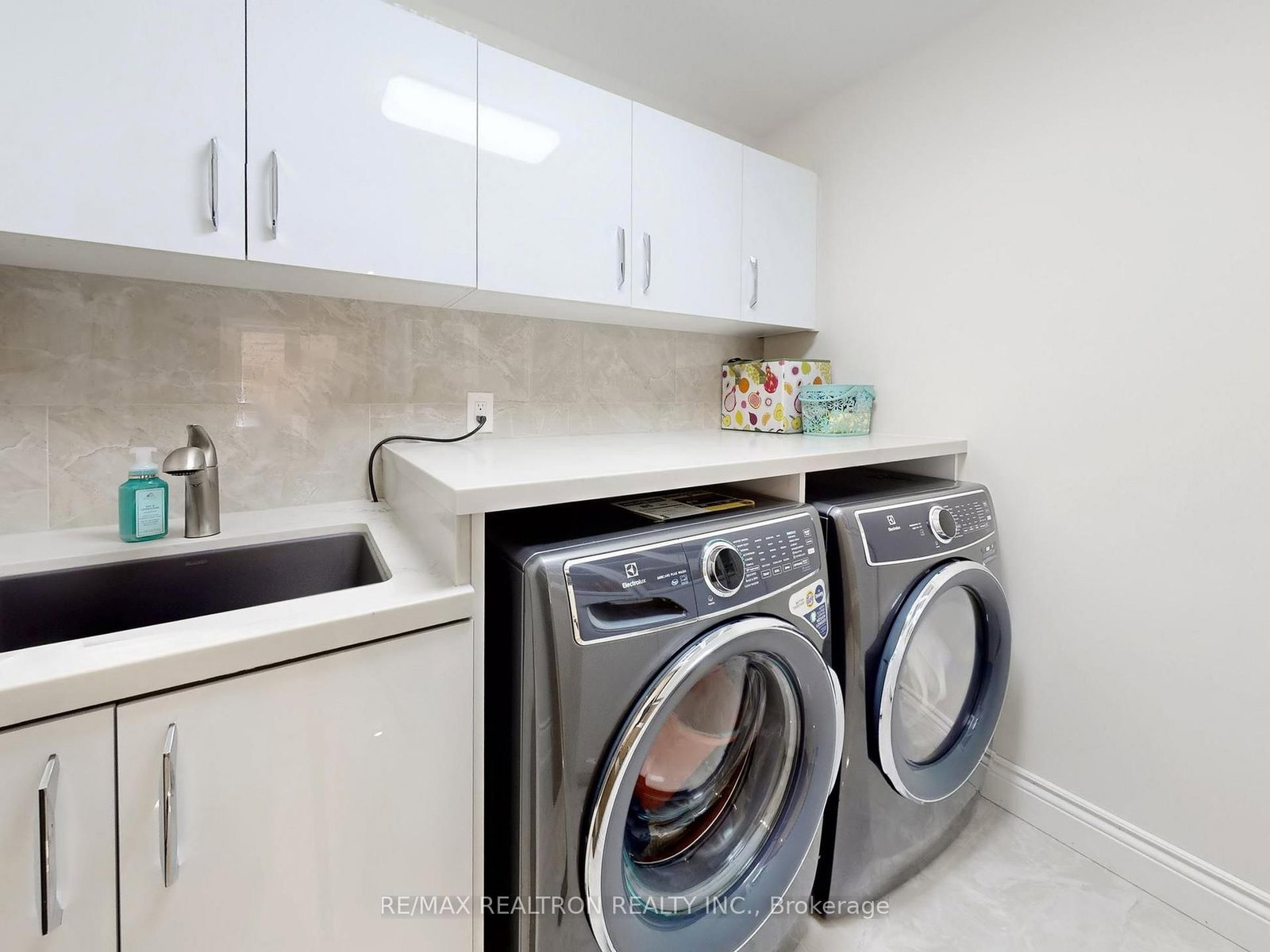 115 Bentoak Crescent • Vaughan, ON photo 14