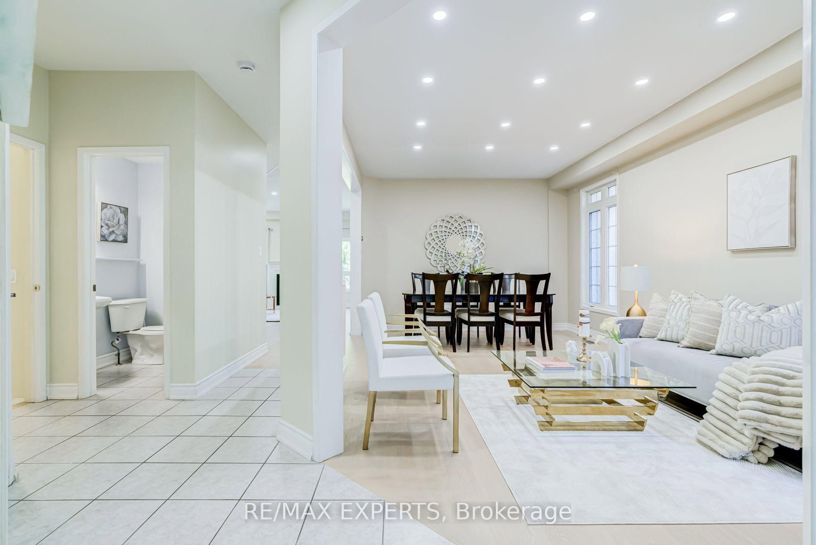45 Naughton Drive • Richmond Hill, ON photo 4