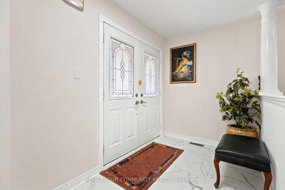 78A Kerfoot Crescent • Georgina, ON photo 4