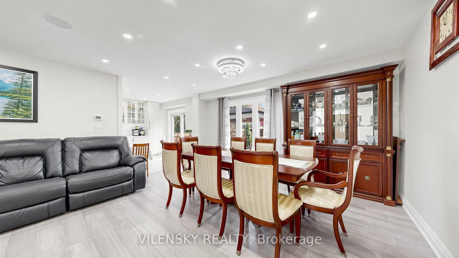 31 Lonny Court • Vaughan, ON photo 10
