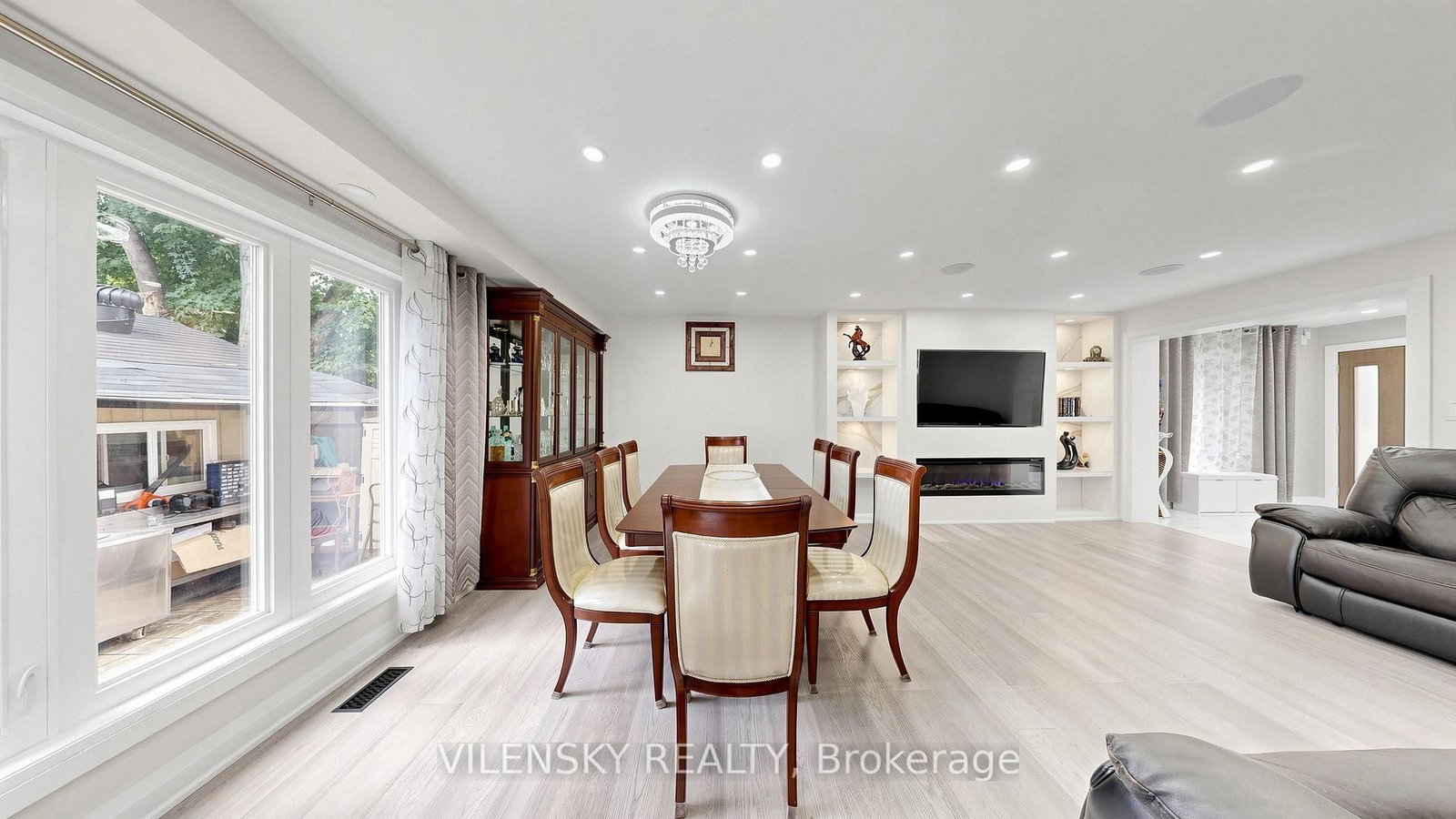 31 Lonny Court • Vaughan, ON photo 11