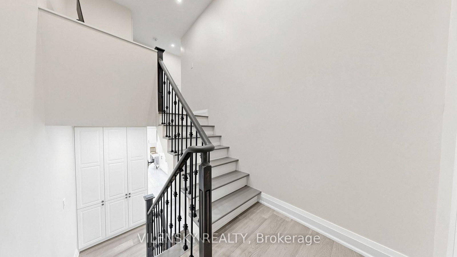31 Lonny Court • Vaughan, ON photo 19